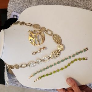 listing-status-banner